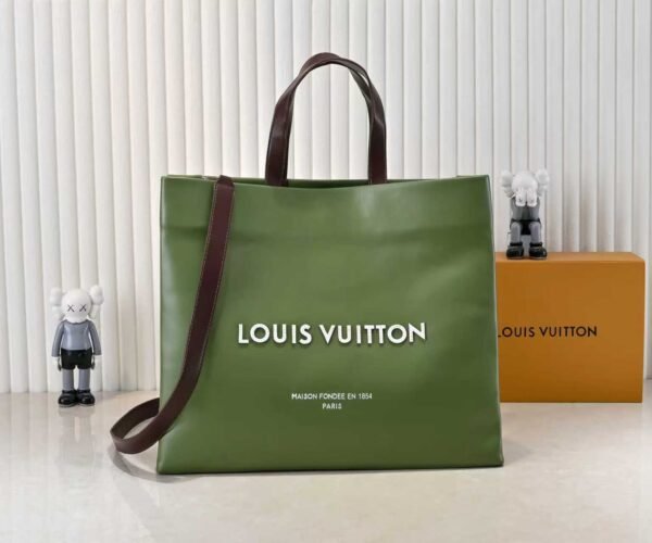 1 Louis Vuitton Shopper Medium Size Handbag