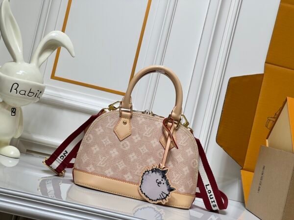 Alma BB Louis Vuitton handbag