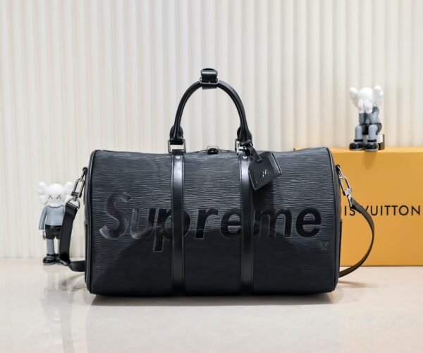 Louis Vuitton~supreme Travel Bag