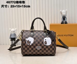 Louis Vuitton Speedy Bandoulière 25 Monogram Leather Handbag