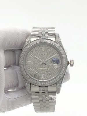 Rolex 41mm five-bead center row watch